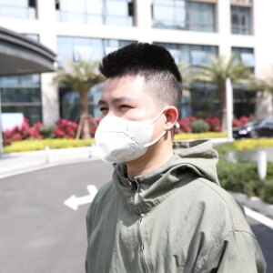 Fast ship 5pcs Youpin AIRMOTION Protective Face Mask Efficient Filtration Blocking Haze Dust The Ultra Breathable Mouth Cover